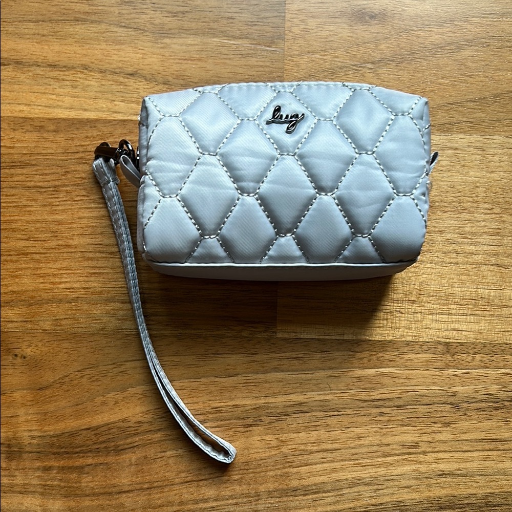 Lug Blimp pouch in Cloud grey